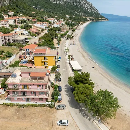 Athena's Paradise * Poros (Kefalonia)