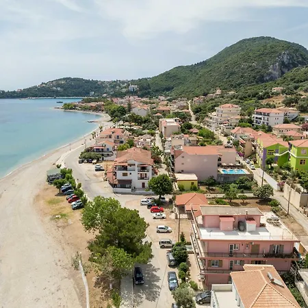 Athena's Paradise Apartmán